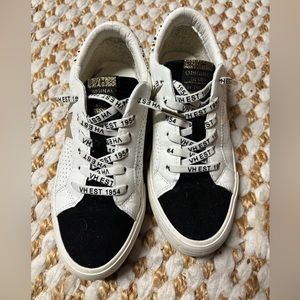 Vintage Havana Sneakers